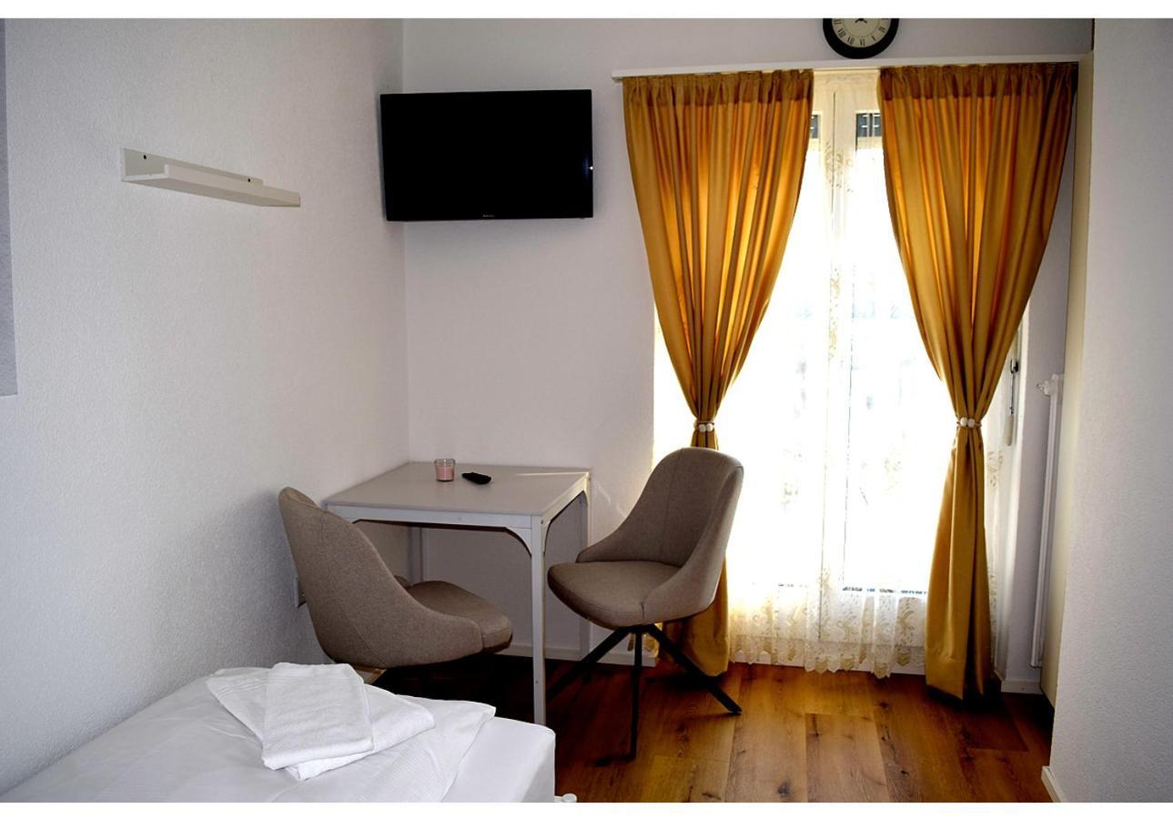 Hotel Restaurant Krebs غرنشن المظهر الخارجي الصورة