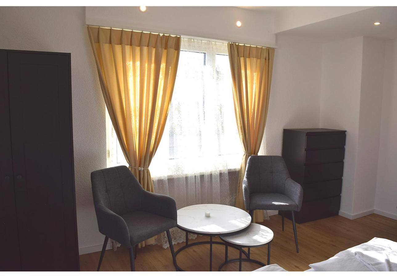 Hotel Restaurant Krebs غرنشن المظهر الخارجي الصورة
