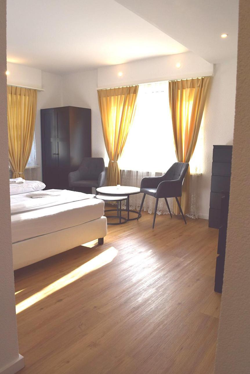 Hotel Restaurant Krebs غرنشن المظهر الخارجي الصورة